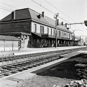 Waremme - SNCB Z02810.jpg